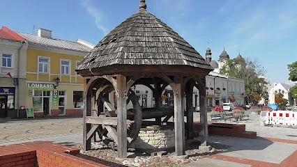 Studnia staromiejska (replika)